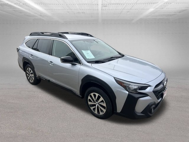 Used 2024 Subaru Outback Premium AWD/4WD image 9