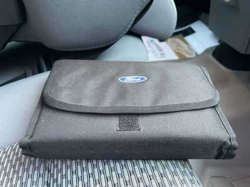 Used 2015 Ford F250 XLT w/ XLT Premium Package image 46