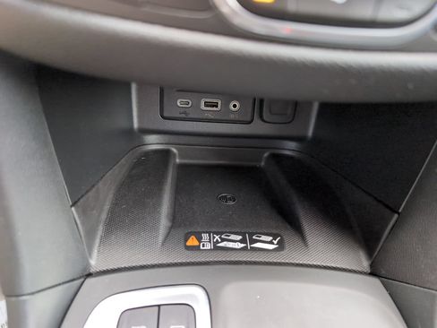 Used 2020 Chevrolet Equinox Premier AWD/4WD image 27