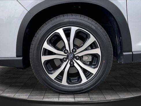 Certified 2023 Subaru Forester Limited AWD/4WD image 8