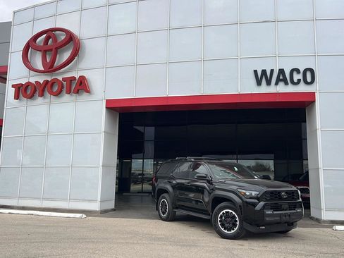 New 2025 Toyota 4Runner 4WD image 1