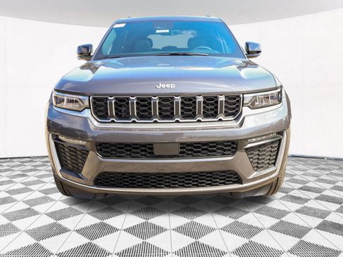 New 2026 Jeep Grand Cherokee Limited AWD/4WD image 11