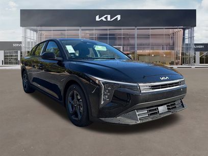 New 2025 Kia K4 LXS