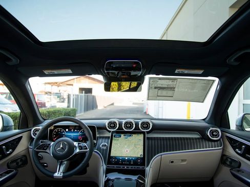 New 2026 Mercedes-Benz GLC 300 4MATIC image 16