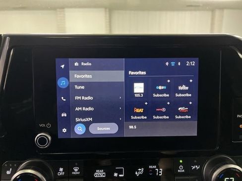 Used 2024 Toyota Highlander XSE image 13