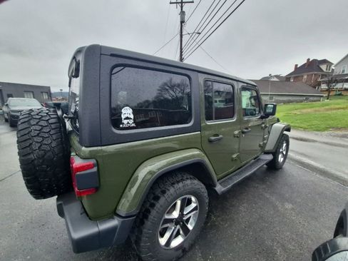 Used 2021 Jeep Wrangler Unlimited Sahara image 8