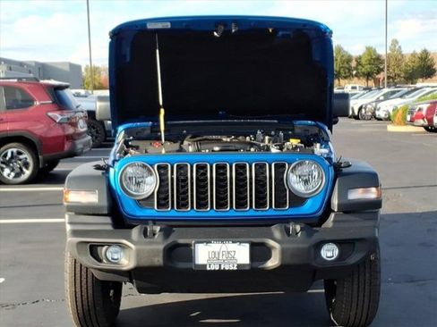 New 2026 Jeep Wrangler Sport AWD/4WD image 23