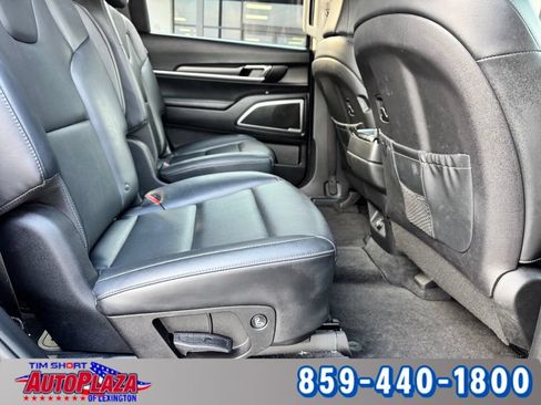 Used 2025 Kia Telluride S AWD/4WD image 46