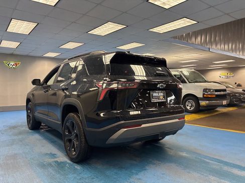 New 2026 Chevrolet Equinox LT w/ Midnight Edition AWD/4WD image 9