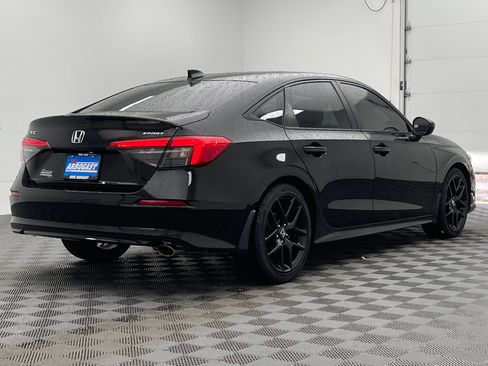 Used 2022 Honda Civic Sport image 6