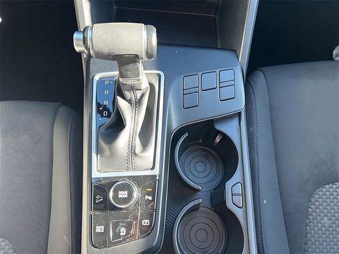 Used 2023 Kia Sportage LX image 17
