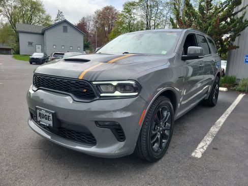 Used 2022 Dodge Durango R/T w/ Hemi Orange Plus Package AWD/4WD image 8