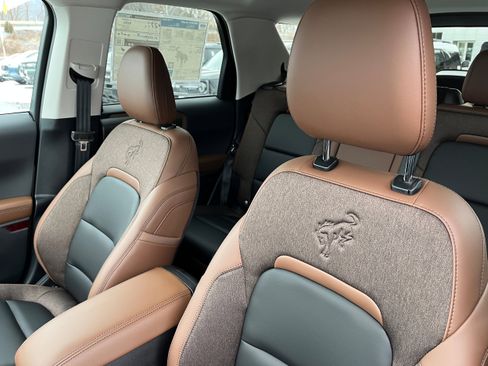 New 2025 Ford Bronco Sport Outer Banks image 8