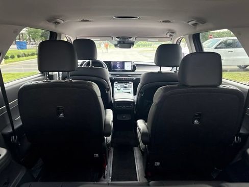Used 2025 Hyundai Palisade SEL FWD image 17