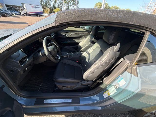 Used 2025 Ford Mustang GT Premium w/ GT Performance Package RWD image 15