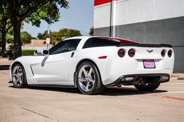 Used 2012 Chevrolet Corvette Coupe w/ 2LT Preferred Equipment Group RWD image 10