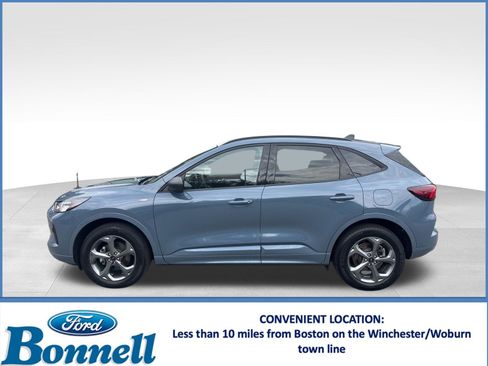 Used 2024 Ford Escape ST-Line w/ Tech Pack #1 AWD/4WD image 2