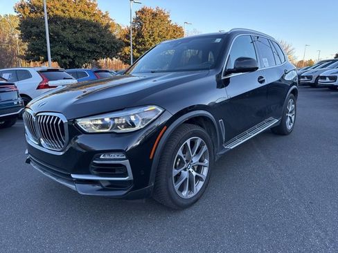 Used 2019 BMW X5 xDrive40i w/ Premium Package image 2