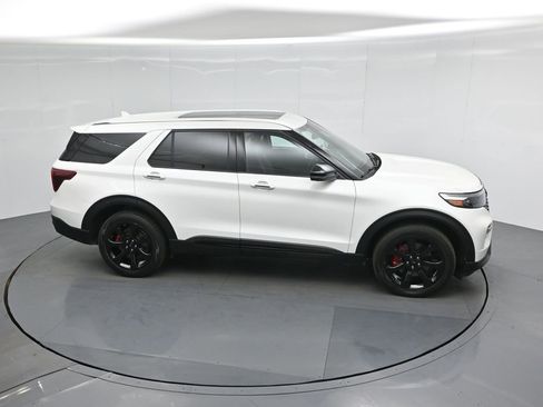 Certified 2022 Ford Explorer ST w/ Equipment Group 401A image 61