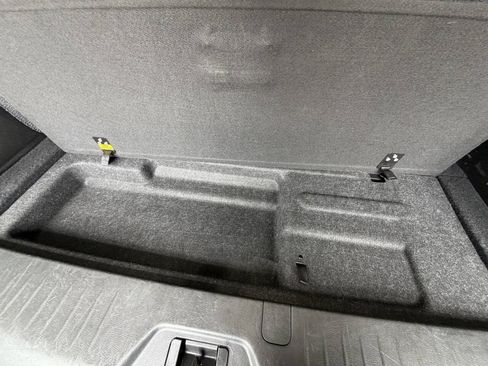 Used 2024 Nissan Armada SL w/ Captain's Chairs Package AWD/4WD image 43