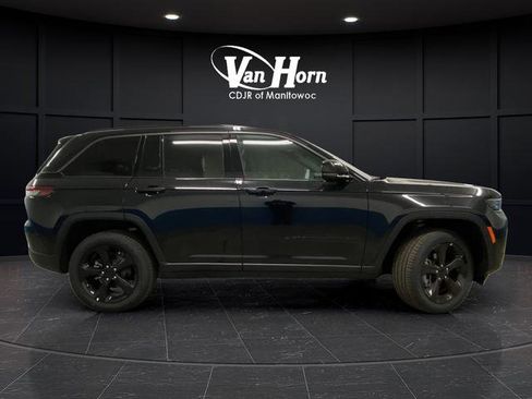 New 2026 Jeep Grand Cherokee Limited w/ Limited Altitude Package image 7