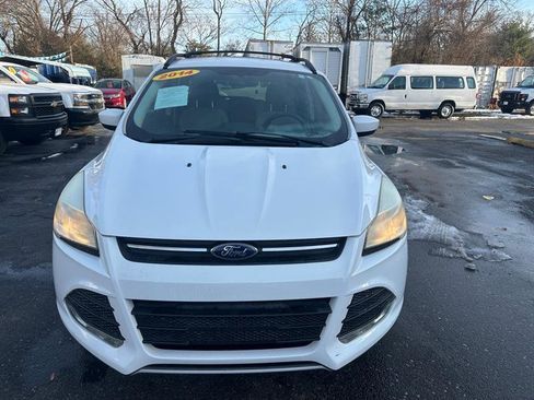 Used 2014 Ford Escape SE w/ Equipment Group 201A image 5