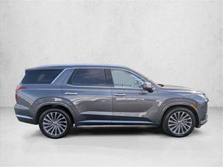 Used 2023 Hyundai Palisade Calligraphy AWD/4WD video 4