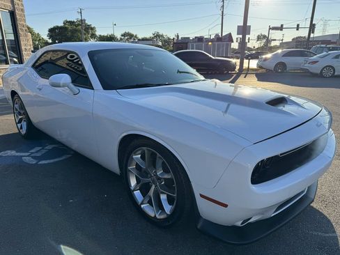 Used 2022 Dodge Challenger GT RWD image 3