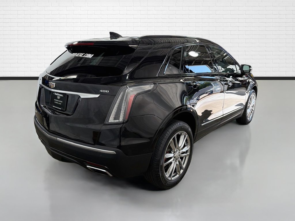 Used 2023 Cadillac XT5 Sportv w/ LPO, Floor Liner Package AWD/4WD image 9