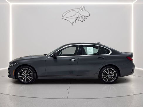 Used 2019 BMW 330i xDrive Sedan w/ Convenience Package AWD/4WD image 2