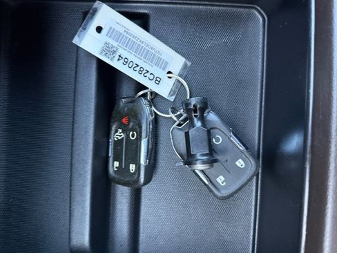 Used 2019 GMC Sierra 1500 SLT image 17