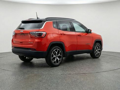 Used 2025 Jeep Compass Limited AWD/4WD image 9