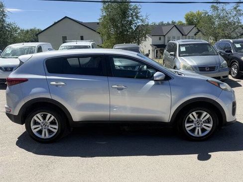 Used 2018 Kia Sportage LX FWD image 3