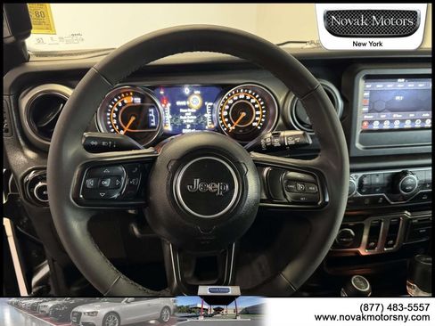 Used 2023 Jeep Wrangler Sport AWD/4WD image 14