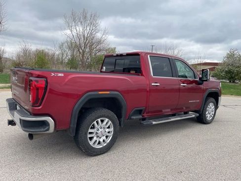 Used 2021 GMC Sierra 2500 SLT w/ SLT Premium Package image 3