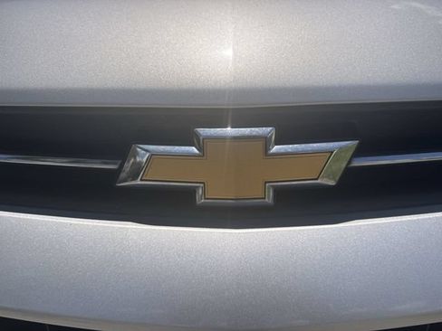 Used 2022 Chevrolet Trax LT w/ LT Convenience Package FWD image 10