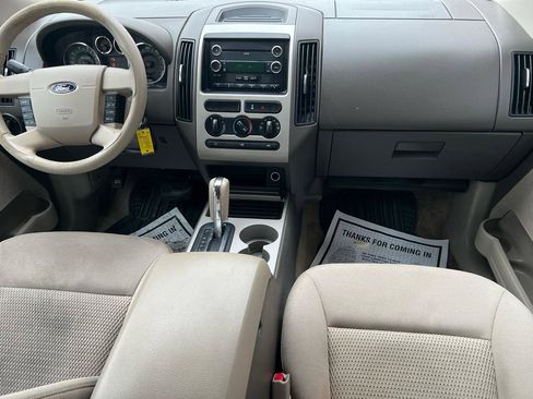 Used 2010 Ford Edge SE image 16