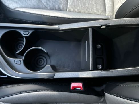 Used 2023 Kia Niro SX Touring image 23