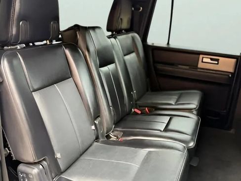 Used 2017 Ford Expedition EL Limited RWD image 27