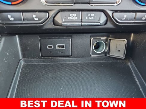 Used 2021 Chevrolet Suburban RST AWD/4WD image 26