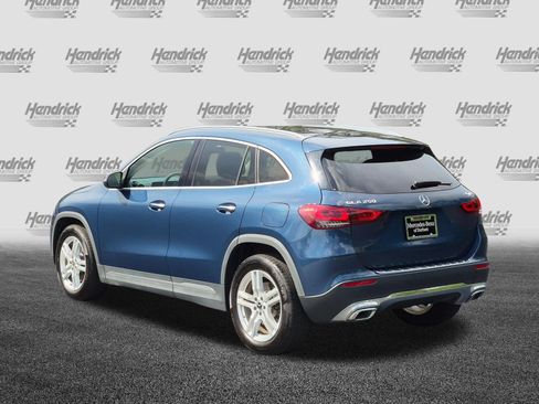 Used 2021 Mercedes-Benz GLA 250 4MATIC w/ Premium Package image 8