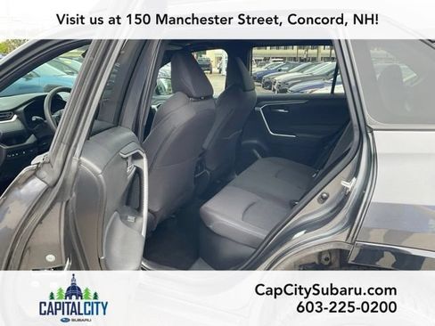 Used 2024 Toyota RAV4 SE w/ Convenience Package AWD/4WD image 15