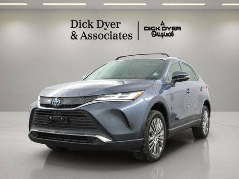 Used 2021 Toyota Venza Limited AWD/4WD image 5