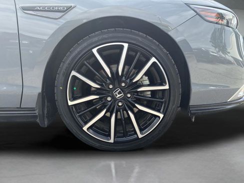 Used 2024 Honda Accord Touring image 38
