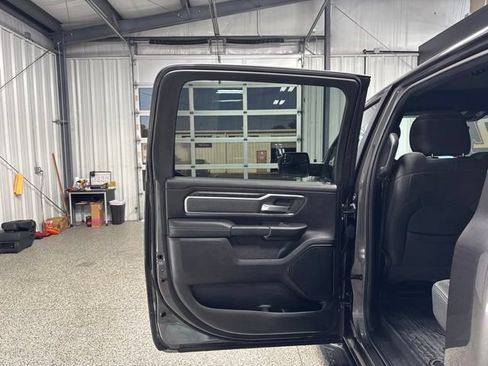 Used 2022 RAM 1500 Big Horn AWD/4WD image 15