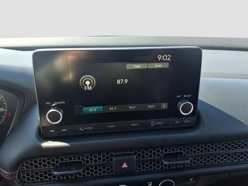 Used 2023 Honda HR-V Sport image 8