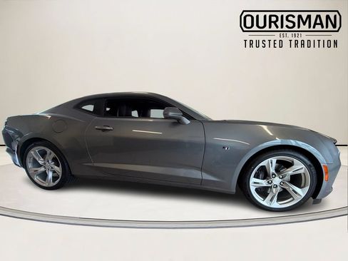Used 2020 Chevrolet Camaro SS RWD image 8