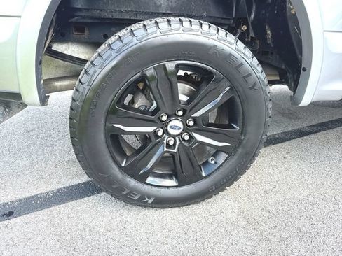 Used 2020 Ford F150 XLT w/ Equipment Group 302A Luxury AWD/4WD image 32