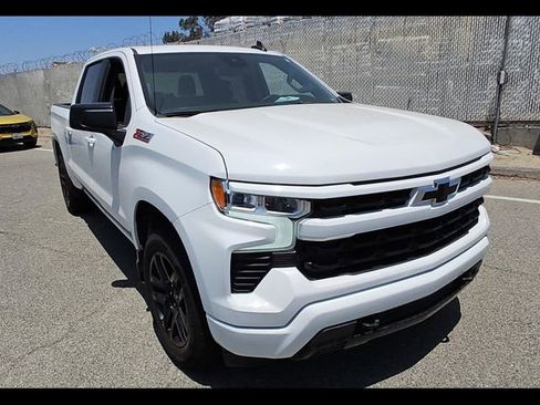 Used 2023 Chevrolet Silverado 1500 RST w/ Z71 Off-Road Package AWD/4WD image 1
