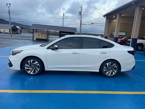 Used 2024 Subaru Legacy Touring XT image 8